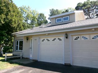965 Seabury Ct, Toms River, NJ 08753