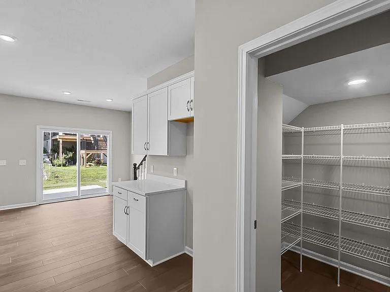 4984 Pebble Ct — Photo 16