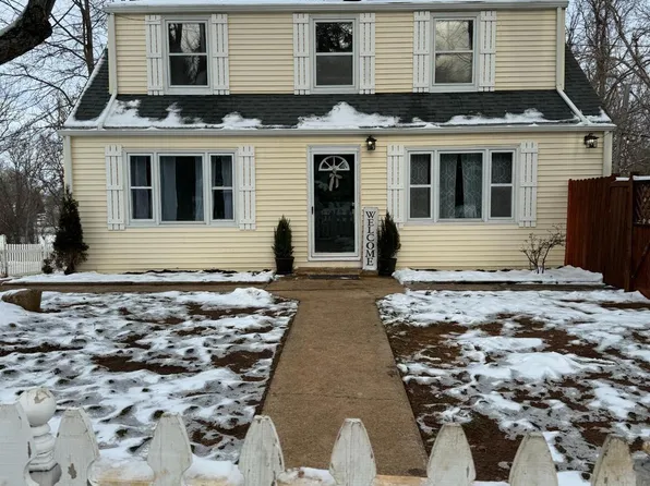 1014 Hampton Rdg, Bedford, VA 24523