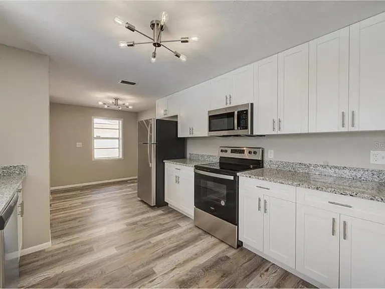 8223 Drycreek Dr — Photo 9
