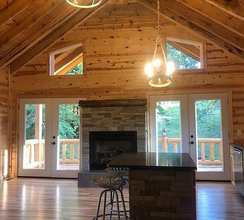 2nd image of 616 Zag Rd