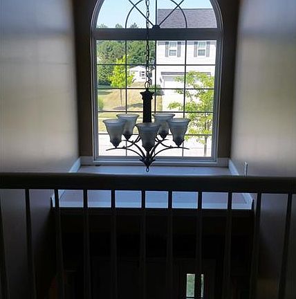 3rd image of 125 Wellford Way