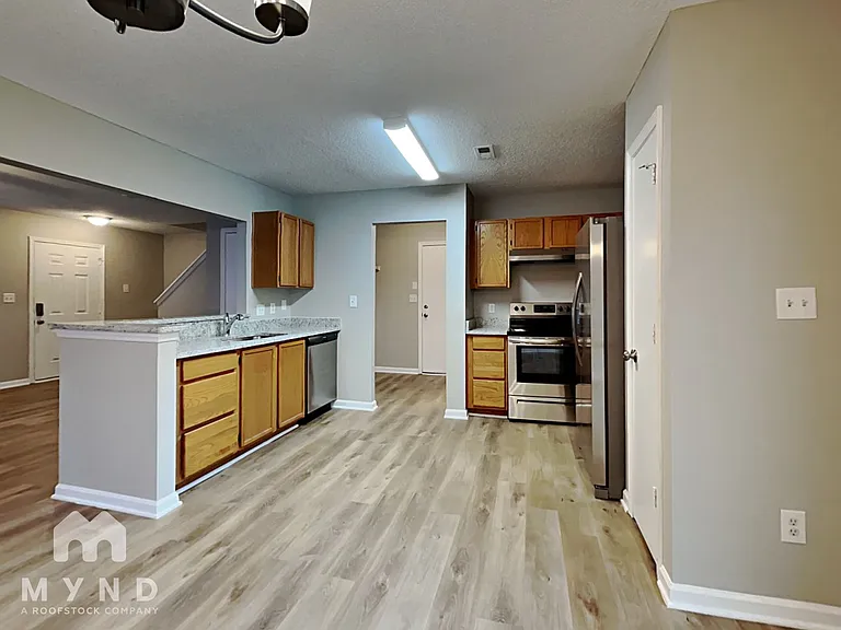 11527 Stewarts Crossing Dr — Photo 3
