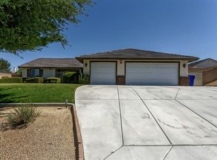 17822 Branding Iron Rd, Apple Valley, CA 92307