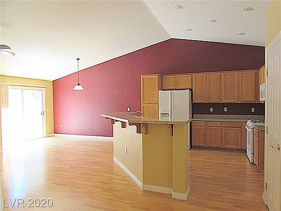 4th image of 11071 Ampus Pl