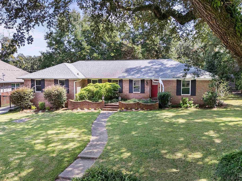 1st image of 54 Blithewood Dr