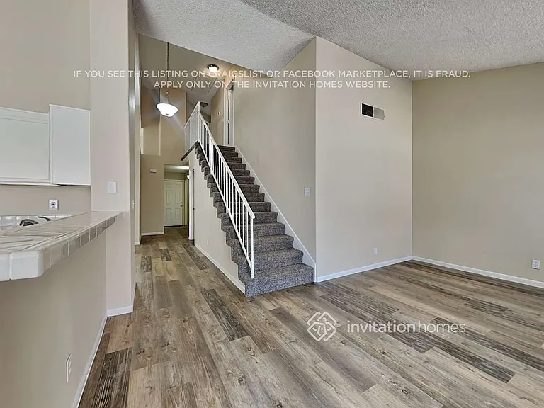 7368 Atwood Ave — Photo 6