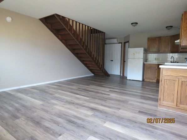 1009 W 16th St APT B