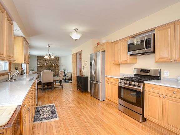 5th image of 1198 Ivy Ct