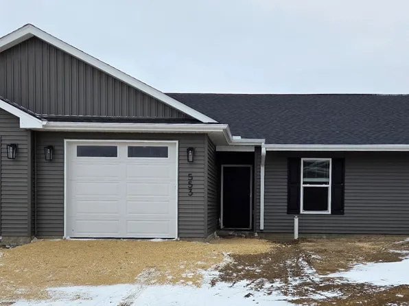 553 N 4th Ave, Eldridge, IA 52748