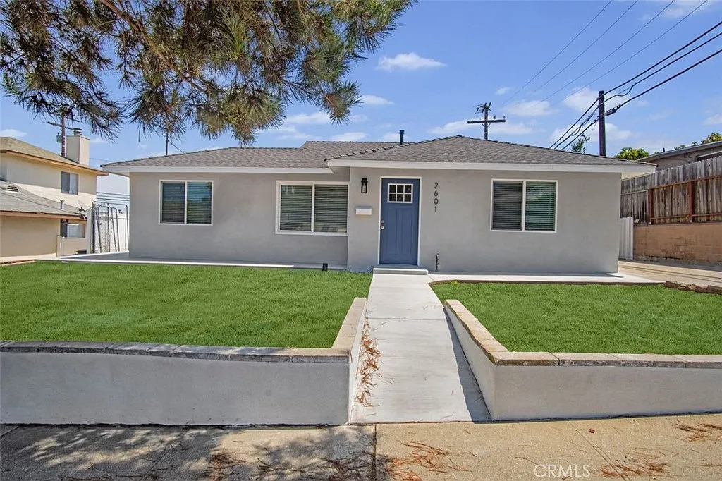 4 bed, 1401 sqft, $5,200 — Photo 1
