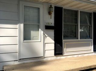 1517 Maryland Ave, Springfield, IL 62702