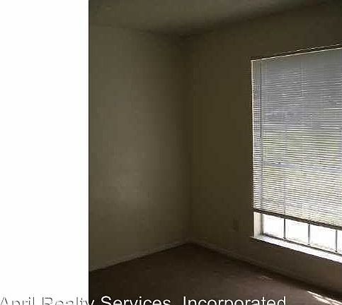 5th image of 11809A Lochridge Dr