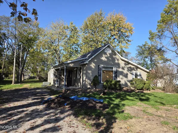 212 N Sherman St, Paulding, OH 45879