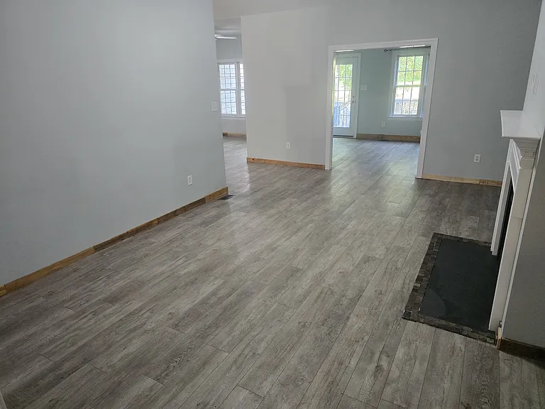308 Madison Ct — Photo 24