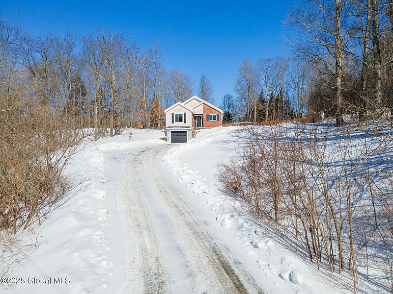 2nd image of 902 Muselbeck Road
