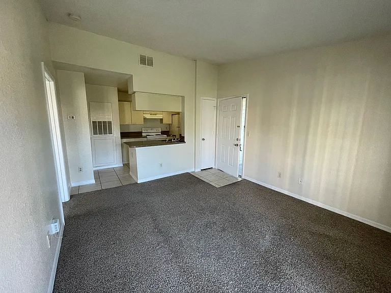 2550 N Alafaya Trl #4201 — Photo 8