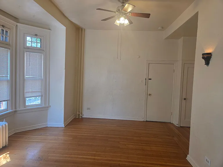 834 N Clarkson St — Photo 6