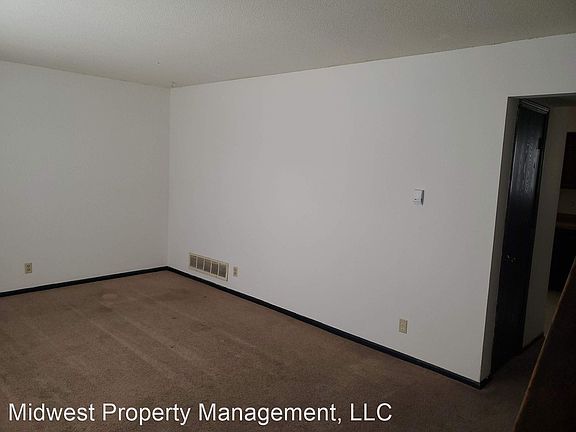 2nd image of 4411 W Millbrook Dr