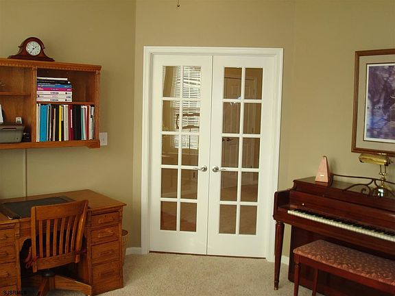 4th image of 675 Cypress Point Dr