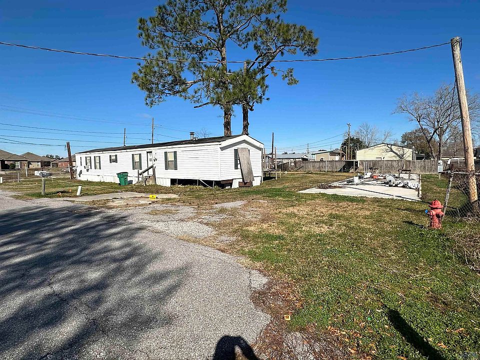 2nd image of 101-103 Ethel St #107
