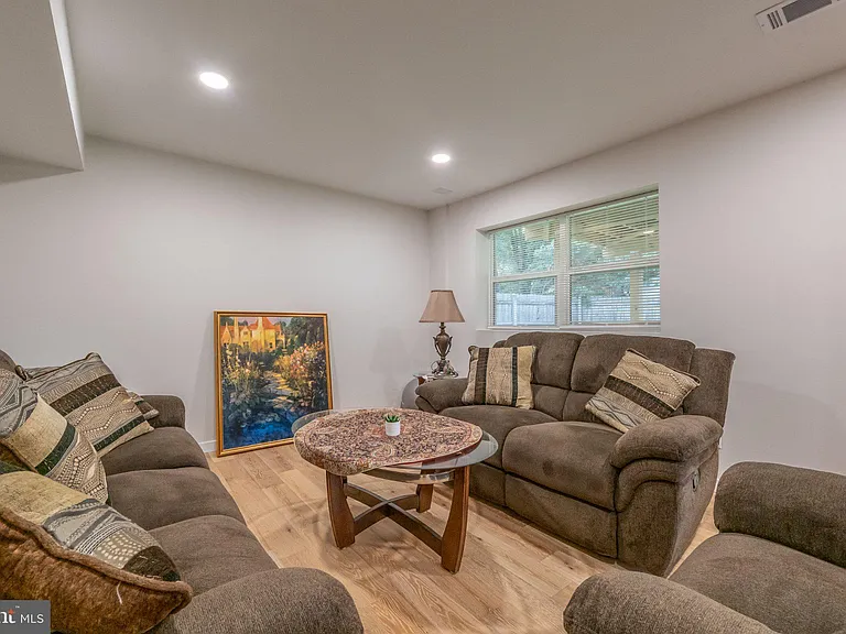 8321 Raymond Ln — Photo 30