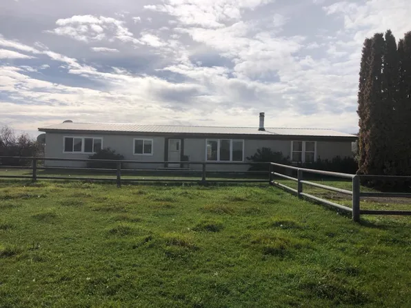 2541 Fir Rd, Eltopia, WA 99330