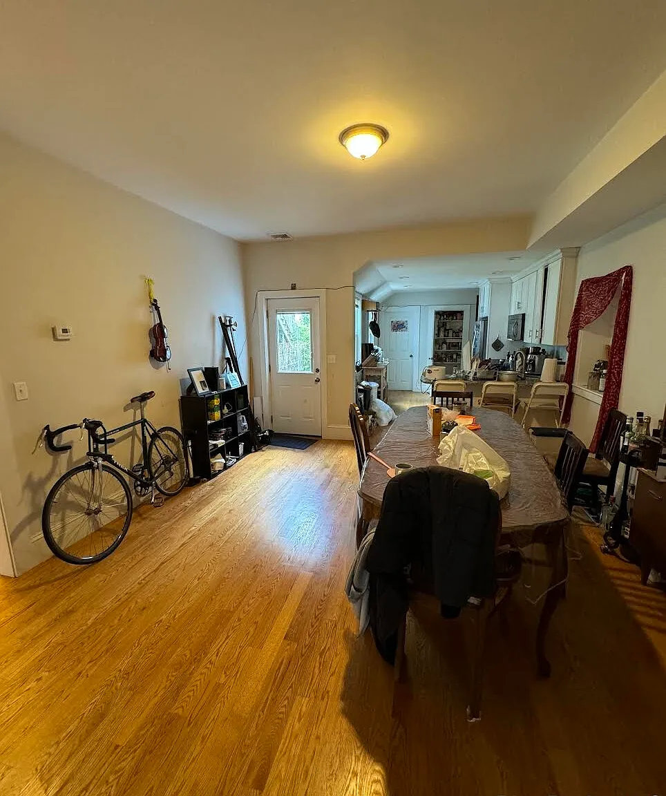 4 bed, 2.0 bath, $4,800 — Photo 4