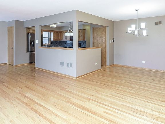 4th image of 10943 Colorado Ct
