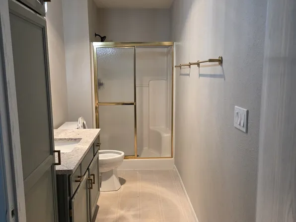 883 E Loos St Unit 3, Hartford, WI 53027