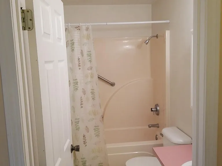 257 S Juniper St — Photo 6