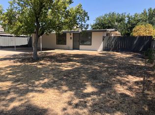 983 Brookfield Dr, Clovis, CA 93612