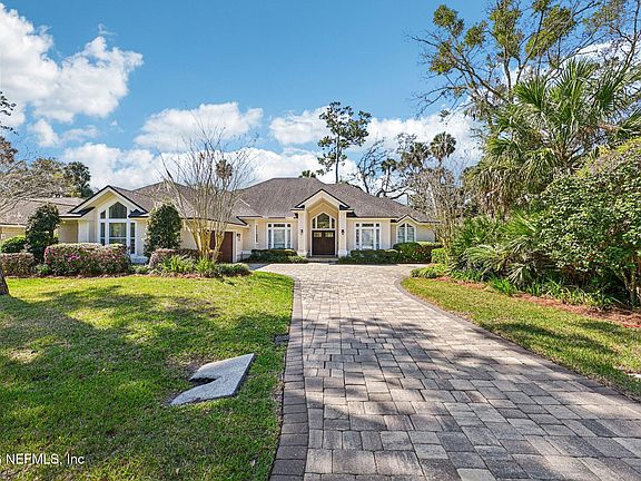 4th image of 3039 CYPRESS CREEK Drive E