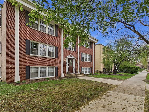 2nd image of 2706 Humboldt Ave S APT 203