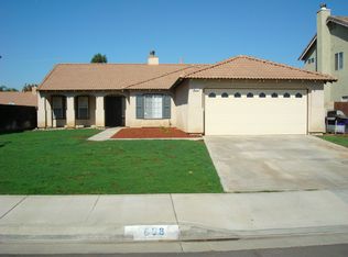 698 Myrtle Ave, Perris, CA 92571