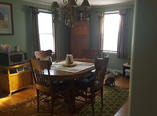 204 W Molloy Rd, Syracuse, NY 13211