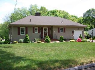 25 Cole St, Manchester, CT 06042