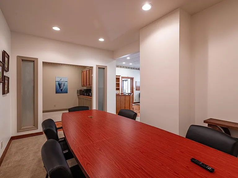 1613 Chase St #1617 — Photo 15