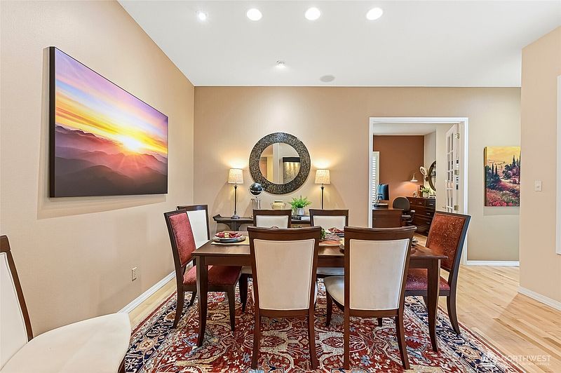 5th image of 23158 NE Devon Way