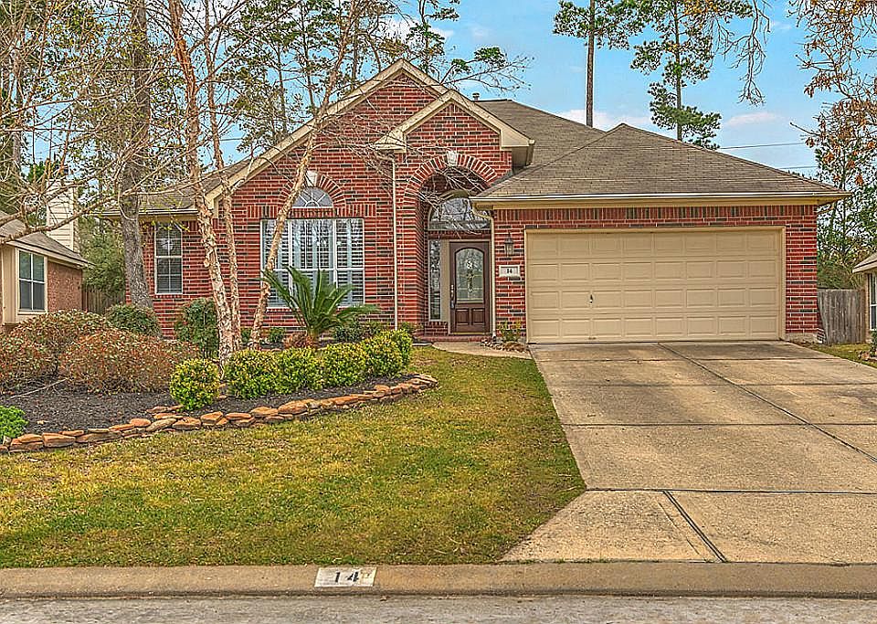 Very Nice one story on a very quiet street.