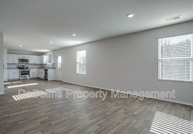 2206 Yearling Dr — Photo 6