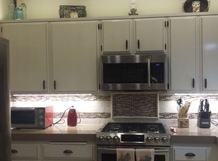 2604 Macfarlane Dr, Lancaster, CA 93536