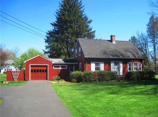 135 Spoonville Rd, East Granby, CT 06026