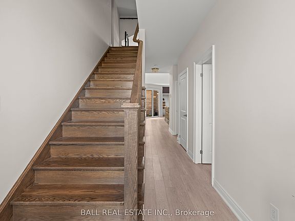 3rd image of 708 Whetstone Ln
