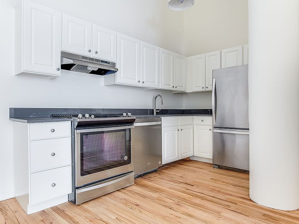 1st image of 204 Huntington St APT 3L
