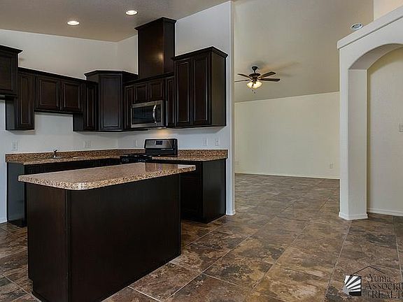 4th image of 3579 E Hernandez St
