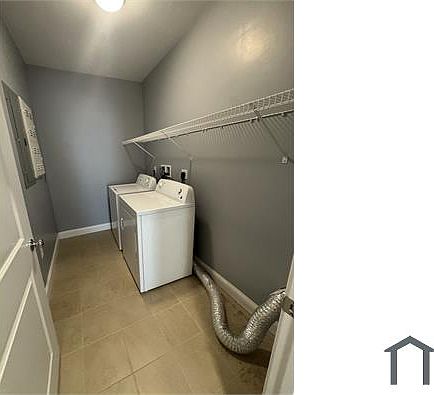 5th image of 4 Longwood Ln Unit 206