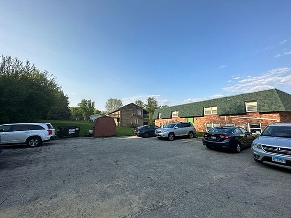 3rd image of 4156 Applewood Ln APT 5