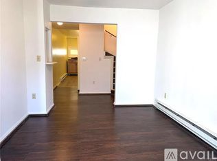 75 N Oak St #NA, Easton, PA 18042