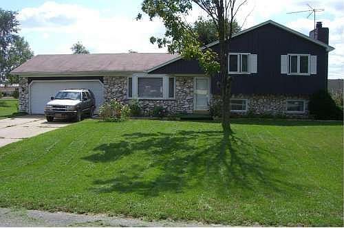 1st image of 23000 Acacia Pl